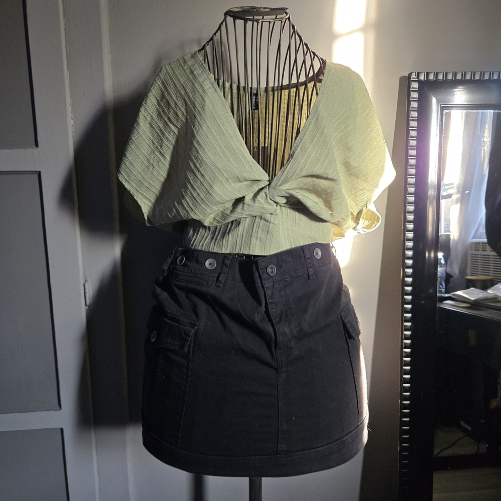 Women's Light Green V-Neck Top